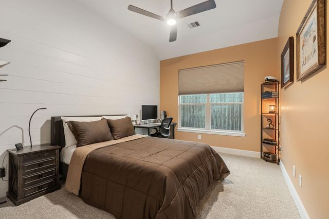 12511 Contraband Drive, Montgomery, TX 77356