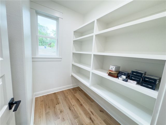 5 Chirnside Lane, Bella Vista, AR 72715