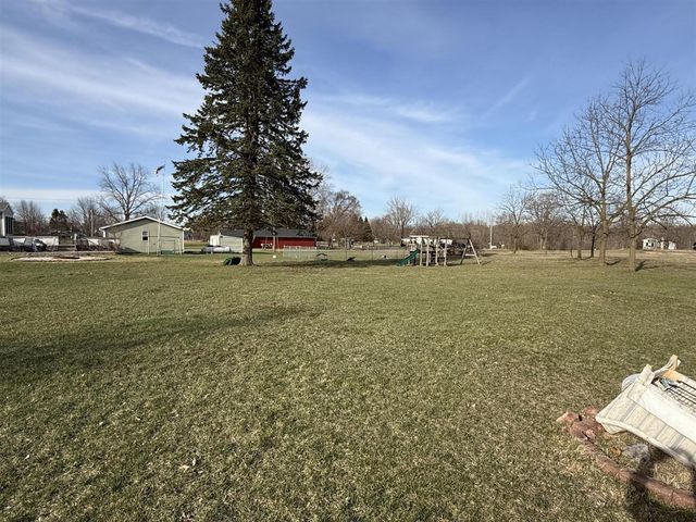 1050 Sidlauskas Drive, Sparta, MI 49345