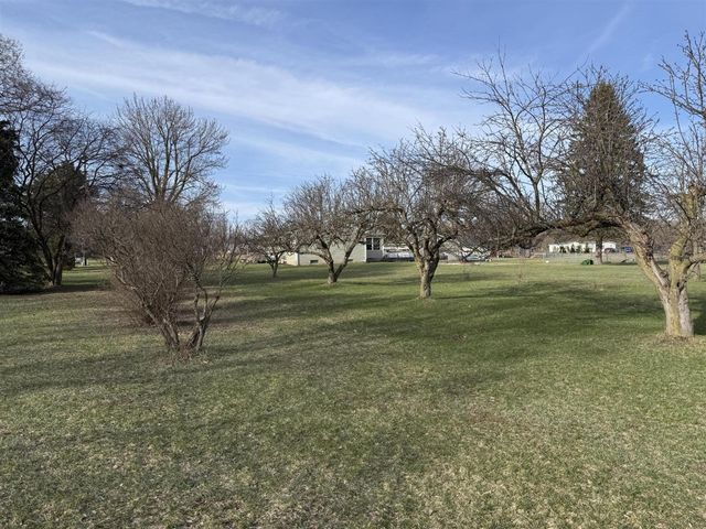 1050 Sidlauskas Drive, Sparta, MI 49345