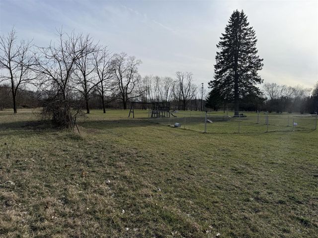 1050 Sidlauskas Drive, Sparta, MI 49345