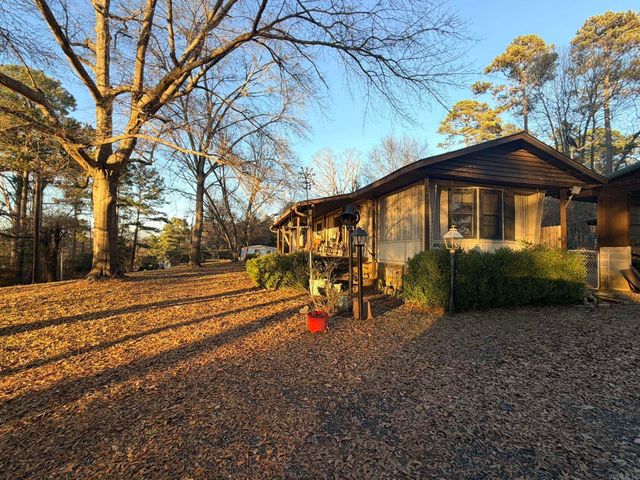 413 Ouachita 15, Chidester, AR 71726