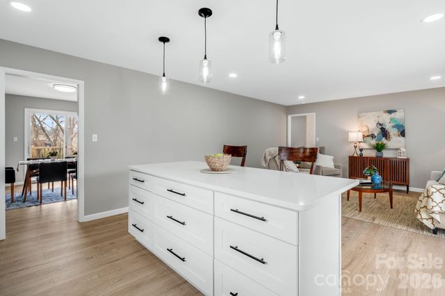 15 Kent Street, Asheville, NC 28803