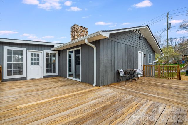 15 Kent Street, Asheville, NC 28803