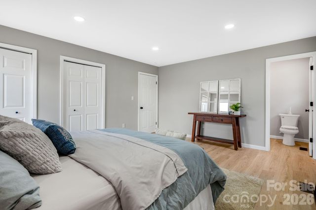 15 Kent Street, Asheville, NC 28803