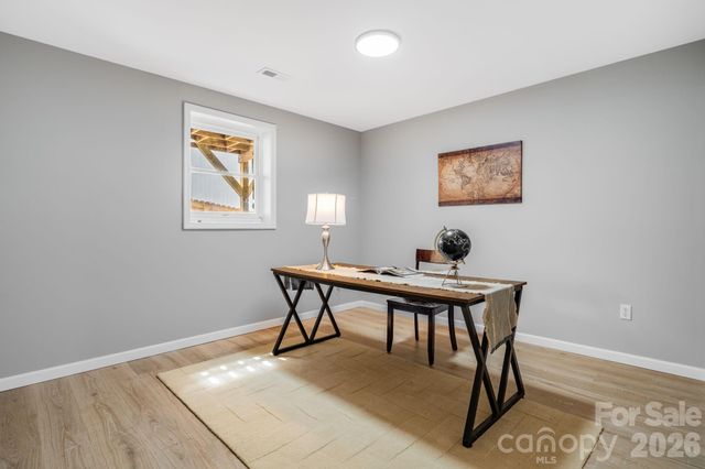 15 Kent Street, Asheville, NC 28803