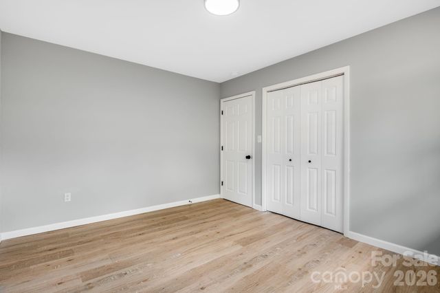 15 Kent Street, Asheville, NC 28803