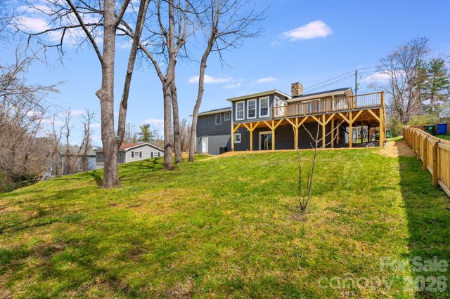 15 Kent Street, Asheville, NC 28803