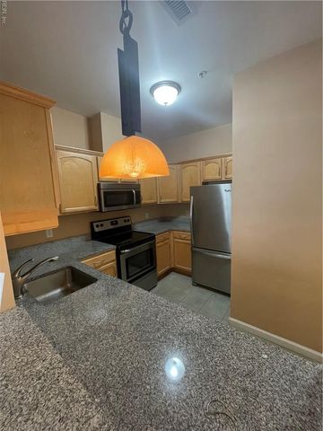 249 W Freemason St Apt 405, Norfolk, VA 23511