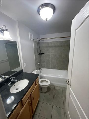 249 W Freemason St Apt 405, Norfolk, VA 23511