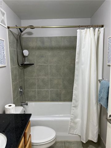 249 W Freemason St Apt 405, Norfolk, VA 23511