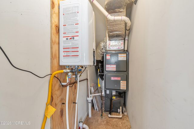 64 Little Egg Harbor Boulevard, Tuckerton, NJ 08087