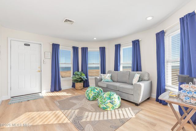 64 Little Egg Harbor Boulevard, Tuckerton, NJ 08087