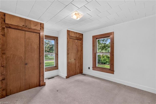 222 W Brower Avenue, Liberty, NC 27298