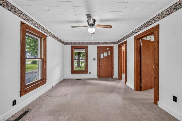 222 W Brower Avenue, Liberty, NC 27298