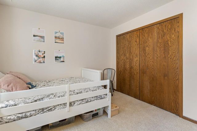 14210 44th Place N 1, Plymouth, MN 55446
