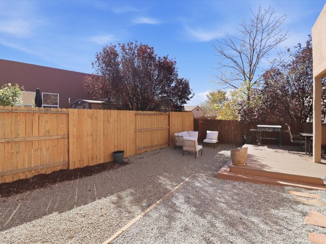 4001 Montana Verde, Santa Fe, NM 87507
