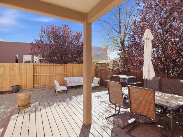 4001 Montana Verde, Santa Fe, NM 87507