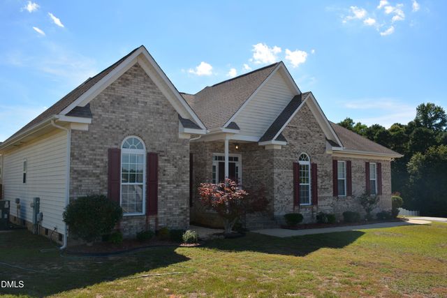 116 Leggett Drive, Cameron, NC 28326