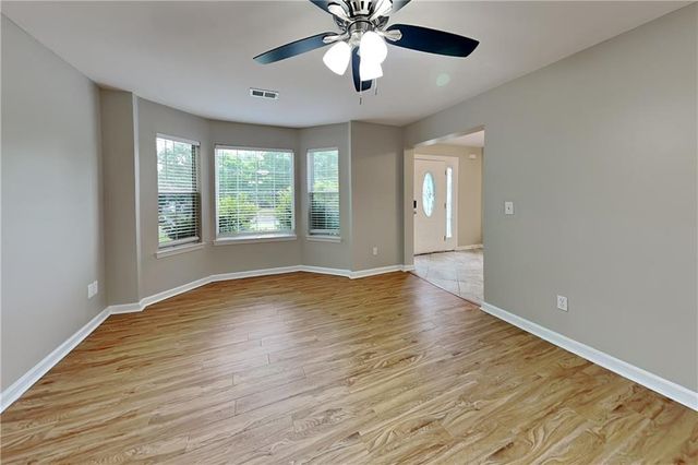 7005 Greenfield Lane, Cumming, GA 30028