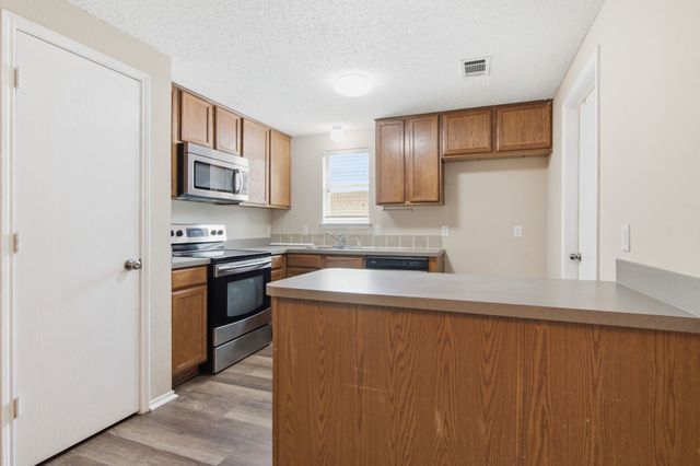 10213 Winkler Drive, Fort Worth, TX 76108