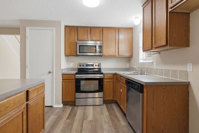 10213 Winkler Drive, Fort Worth, TX 76108