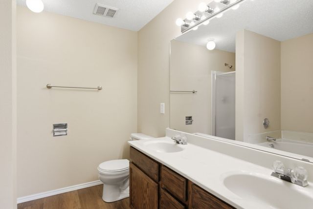 10213 Winkler Drive, Fort Worth, TX 76108