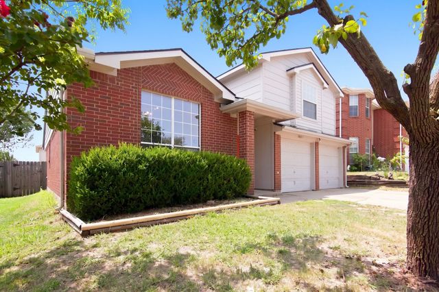 10213 Winkler Drive, Fort Worth, TX 76108