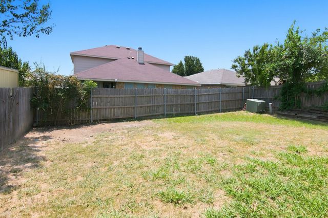 10213 Winkler Drive, Fort Worth, TX 76108