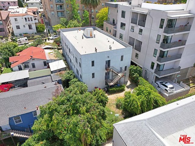 229 S Westlake Avenue, Los Angeles, CA 90057