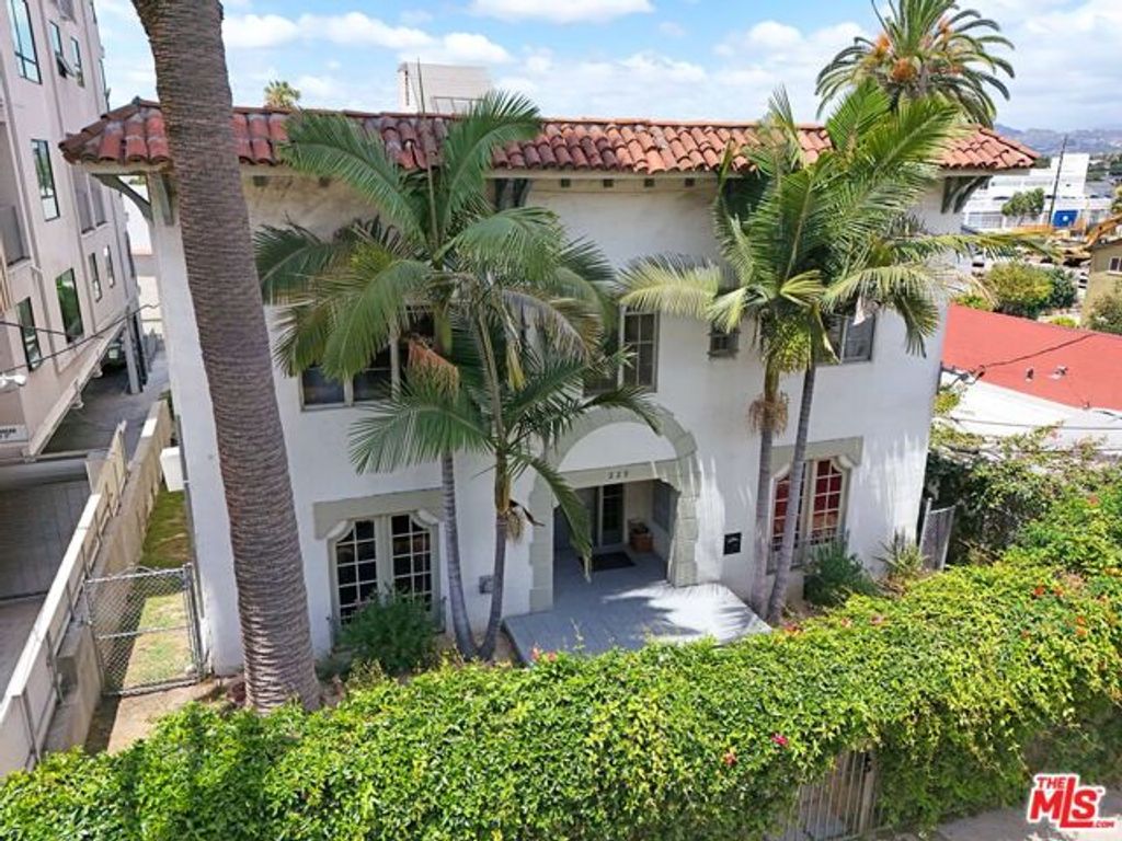 229 S Westlake Avenue, Los Angeles, CA 90057