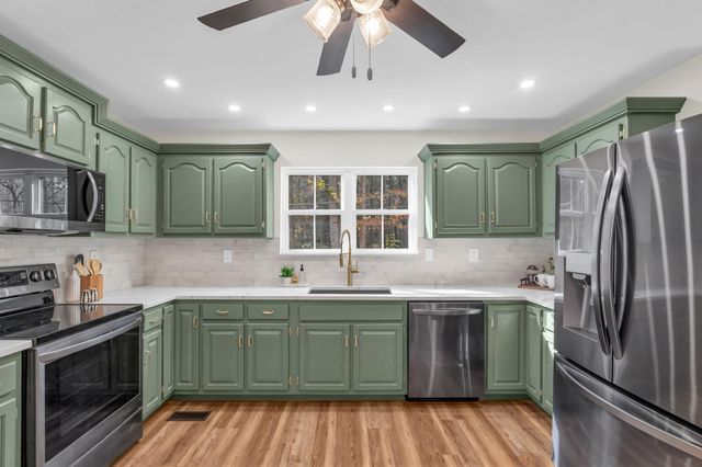 218 Coleman Road, Soddy Daisy, TN 37379