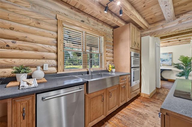 1223 SUTTON TRAIL, Geneva, FL 32732