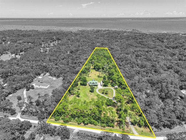 1223 SUTTON TRAIL, Geneva, FL 32732