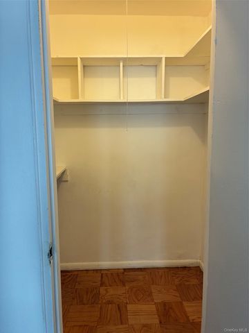 450 Shore Road 4 H, Long Beach, NY 11561