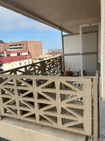 450 Shore Road 4 H, Long Beach, NY 11561