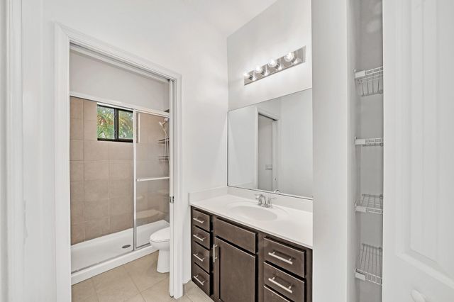4208 N Dixie Highway 25, Oakland Park, FL 33334