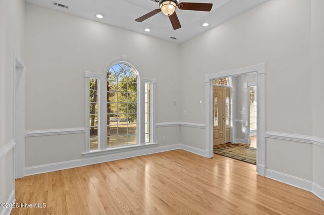 699 Country Club Drive, Oak Island, NC 28465