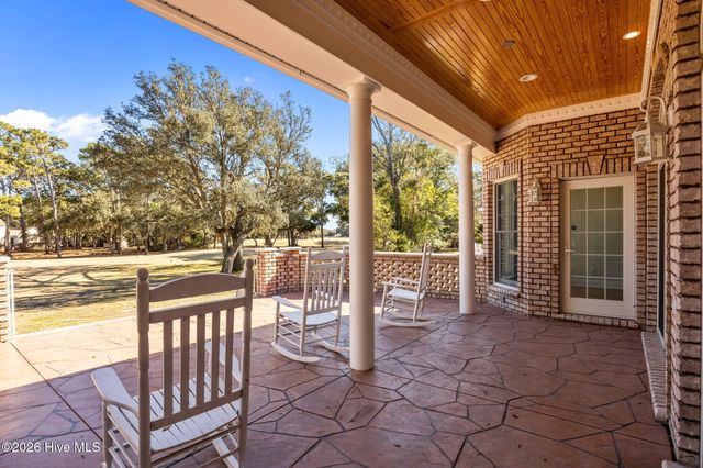 699 Country Club Drive, Oak Island, NC 28465