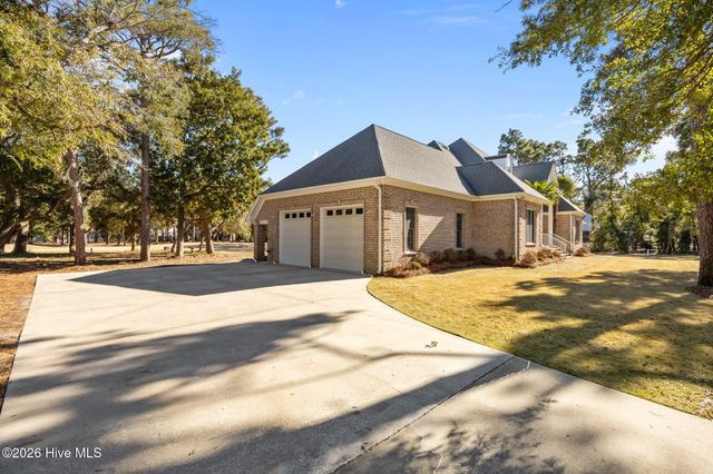 699 Country Club Drive, Oak Island, NC 28465
