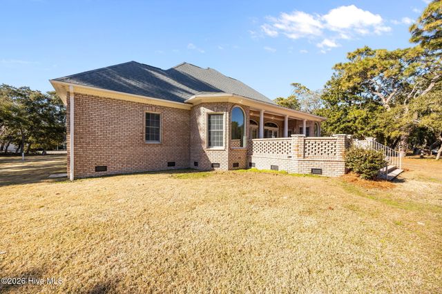 699 Country Club Drive, Oak Island, NC 28465