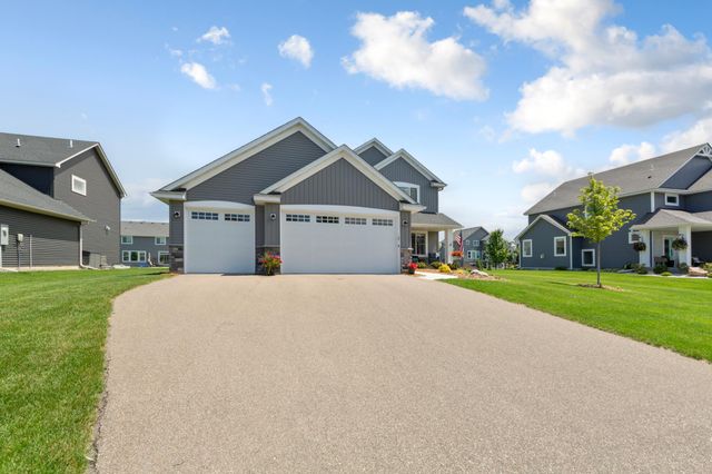 17821 Meadows Way SE, Prior Lake, MN 55372