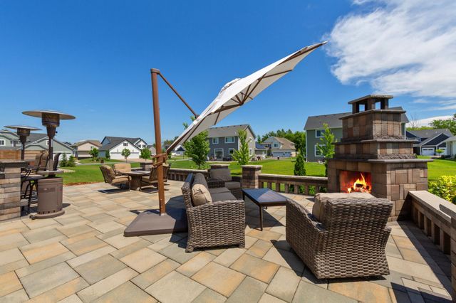 17821 Meadows Way SE, Prior Lake, MN 55372