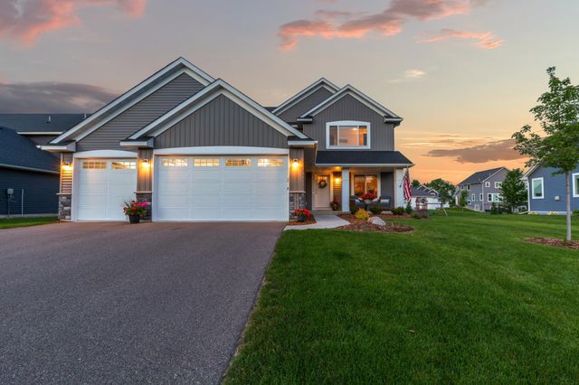 17821 Meadows Way SE, Prior Lake, MN 55372