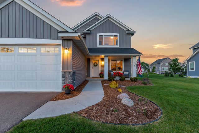 17821 Meadows Way SE, Prior Lake, MN 55372