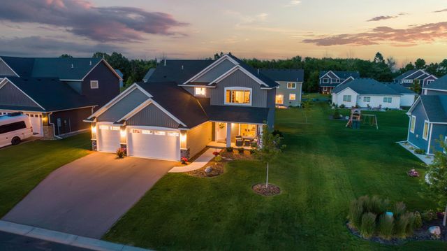 17821 Meadows Way SE, Prior Lake, MN 55372