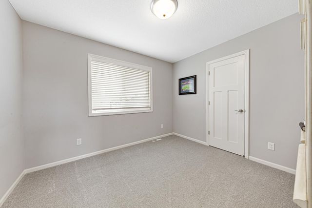 17821 Meadows Way SE, Prior Lake, MN 55372