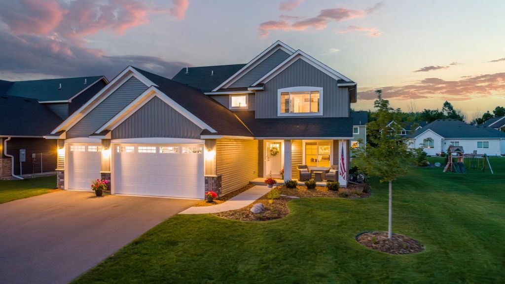 17821 Meadows Way SE, Prior Lake, MN 55372