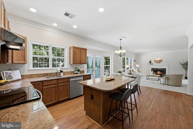 2299 HITCHCOCK DR, Reston, VA 20191