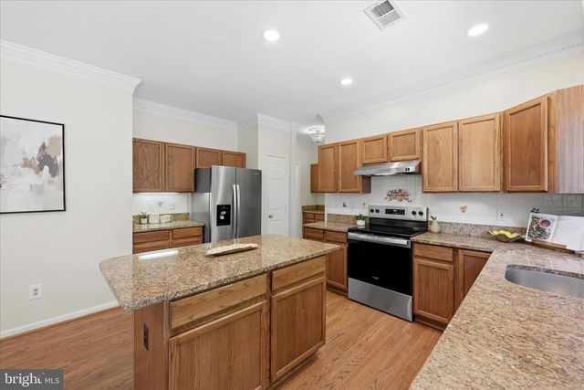 2299 HITCHCOCK DR, Reston, VA 20191